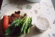 小米鸡肝粥，滋补养生的佳品（自制小米鸡肝粥，营养均衡又美味）