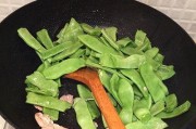 乡村土扁豆的做法大全（家常美味，乡村风味，一起来尝试吧！）