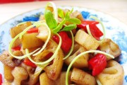 糖醋藕条——美味可口的家常菜（用香脆可口的藕条，尝尽甜酸美味）