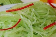 香辣莴笋丝的做法（体验地道川菜，做出美味香辣莴笋丝）