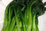 鲜嫩可口！肉末白灼菜心的做法（家常小炒必备，关键在火候把握）