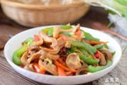 美味双椒炒猪肚的制作方法（传统川菜，口感鲜辣，健康美食）