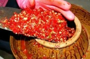 一口香辣，一点熟油（领略川菜美味的秘诀，熟油辣椒的魅力与技法）