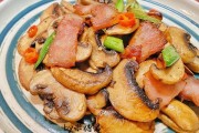 四川小炒口蘑的做法（让你轻松学会四川小炒口蘑，享受家庭美食）