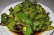 糖醋虎皮青椒的制作方法详解（口感鲜美，健康美食的制作秘诀）