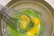 烫面卷卷，手工面包的美味之选（从烫面到发酵，制作手工面包的全过程）