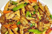 美味又营养，以肉炒腐竹的做法（享受食物的多重口感，腐竹与肉的完美搭配）