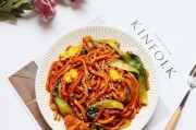炒乌冬肉片，美味又健康！（15个步骤教你轻松炒出一道美味佳肴）