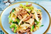 蒜香茭白的做法（美味又健康的家常菜）