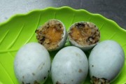 咸鸭蛋糯米，美味又健康（用咸鸭蛋酿糯米的做法，轻松入手，美味又营养）