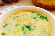 茼蒿肉末小米粥的做法（健康美味的家常粥，让你暖胃又暖心）