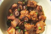 柿子椒炖肉的秘诀（一道美味营养的家常菜，教你如何制作口感鲜美的柿子椒炖肉）
