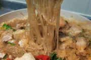 炖粉条必备，五花肉的正确做法（美味的秘诀，让你的五花肉炖粉条更加入味）