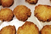 手工椰香曲奇饼制作方法（用简单的食材打造清新口感）