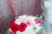 手把手教你制作鲜花奶油蛋糕（精细工艺、口感甜美，让你成为蛋糕达人！）