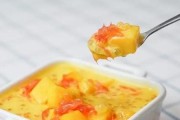 清凉夏日，怎能少了以西瓜甘露！（用新鲜西瓜做出美味甘露，享受夏日的清爽和甜蜜。）