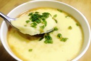 小番茄蒸水蛋（简单易做的营养美食）