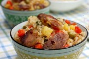 以塔吉锅什锦焖饭为主题的烹饪指南（多彩营养的美食艺术品，教你轻松制作中西合璧的什锦焖饭）