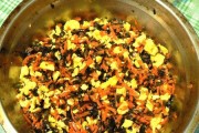 香椿馅蒸饺制作详解（传统美食新口味，营养美味不容错过）