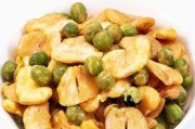 爆炒雪菜蚕豆瓣（咸香口感十足，做法简单易学）