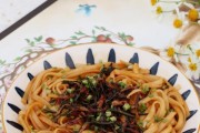 家常素拌面的做法（传承新疆美食文化，手工制作健康美味）