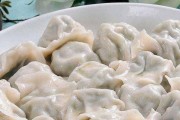 鲜香可口的羊肉韭黄水饺制作全攻略（口感独特，做法简单，满足你的味蕾享受）