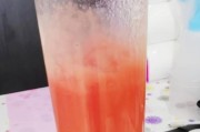 清凉夏日，以西瓜汁儿解暑（15道西瓜汁制作方法，让你喝到最健康的清凉）