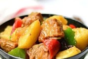 美味香辣排骨烧土豆的做法（一次性搞定，暖胃又下饭！）