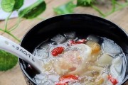 润肺养颜，轻松制作杏仁茶（健康生活从一杯杏仁茶开始）