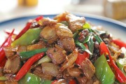 湘式回锅肉的秘密做法（掌握这个技巧，你也能做出美味的湘菜回锅肉！）