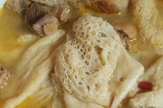 以竹荪为主材，鲜香滑嫩的家常佳肴（传统美食的独特魅力，酿竹荪妙不可言）