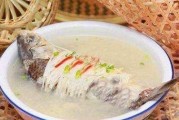 以鱼鳔鱼头豆腐汤的做法为主题的美食教程（传统家常菜，口感鲜美，营养丰富）