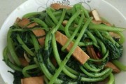 美味可口的香干蒿菜（用家常菜肴，品尝健康生活；香干蒿菜的制作）