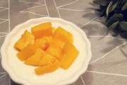 手把手教你制作香滑双皮奶（以家庭厨房为舞台，做出鲜美的双皮奶）