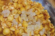 手工熬制枇杷膏的完美做法（用新鲜枇杷打造营养美味，尝试一次就爱上）