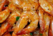学会用香辣椒盐制作美味河虾（简单易学的步骤让你在家也能享受美味大餐）